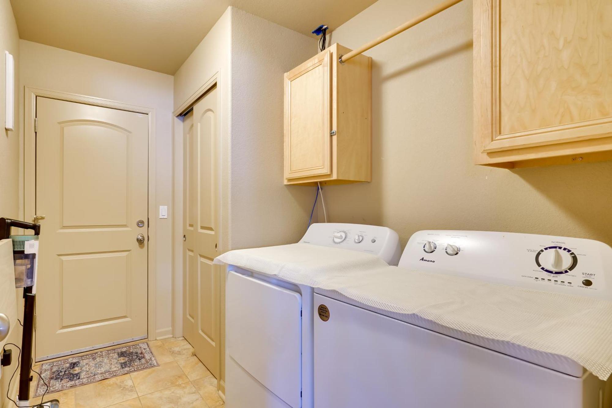Pueblo Five Star Pikes Peak View Home With Hot Tub Pueblo West Exterior photo