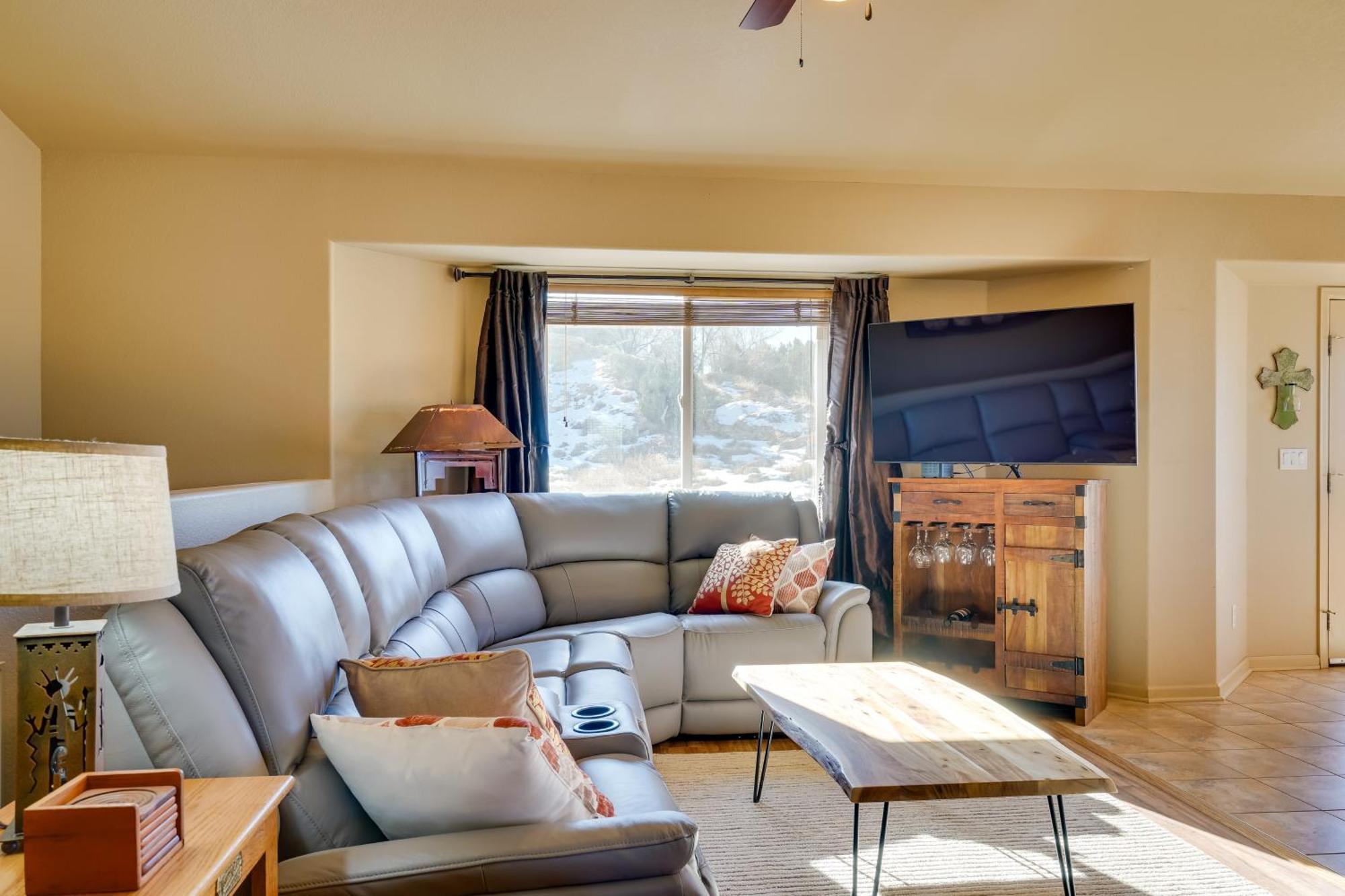 Pueblo Five Star Pikes Peak View Home With Hot Tub Pueblo West Exterior photo