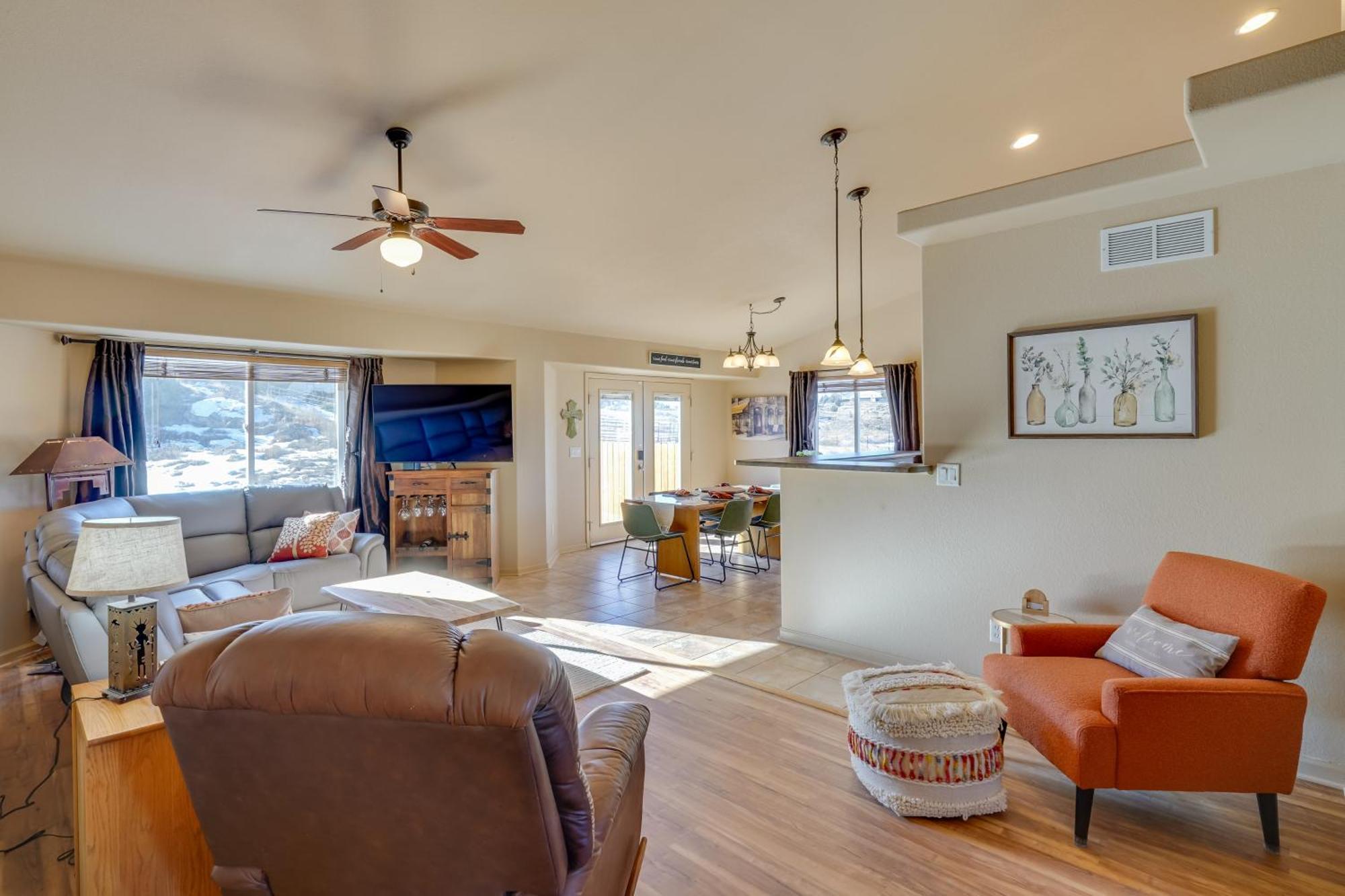 Pueblo Five Star Pikes Peak View Home With Hot Tub Pueblo West Exterior photo
