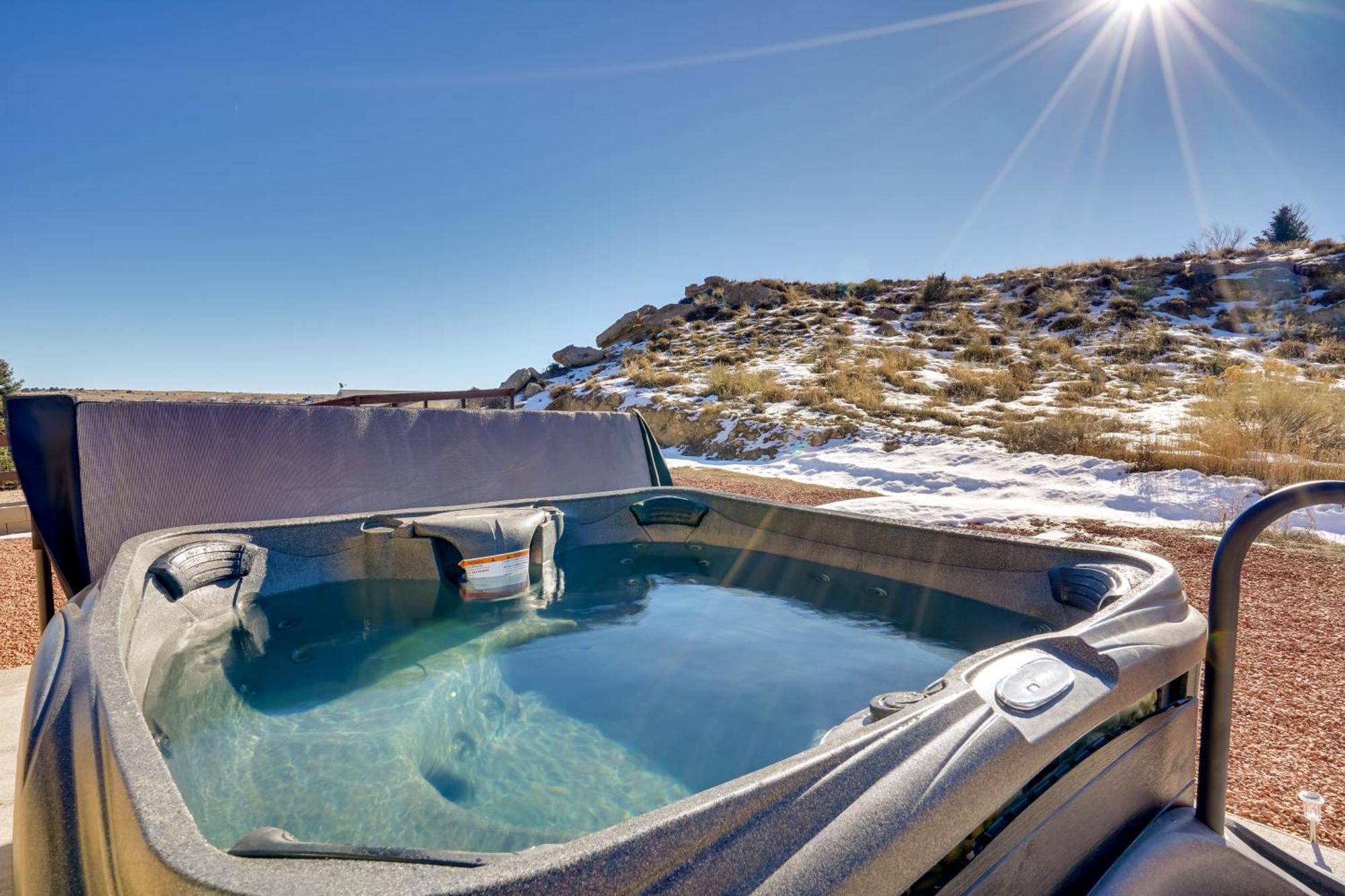 Pueblo Five Star Pikes Peak View Home With Hot Tub Pueblo West Exterior photo